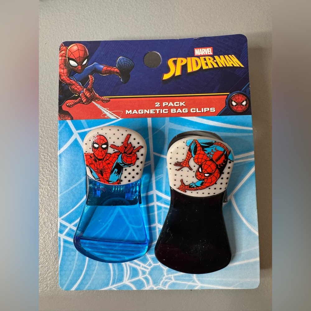 Marvel Spider-Man 2-Pack Magnetic Bag Clips - Blue & Black